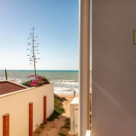 Terrazza Montalbano Ferienhaus